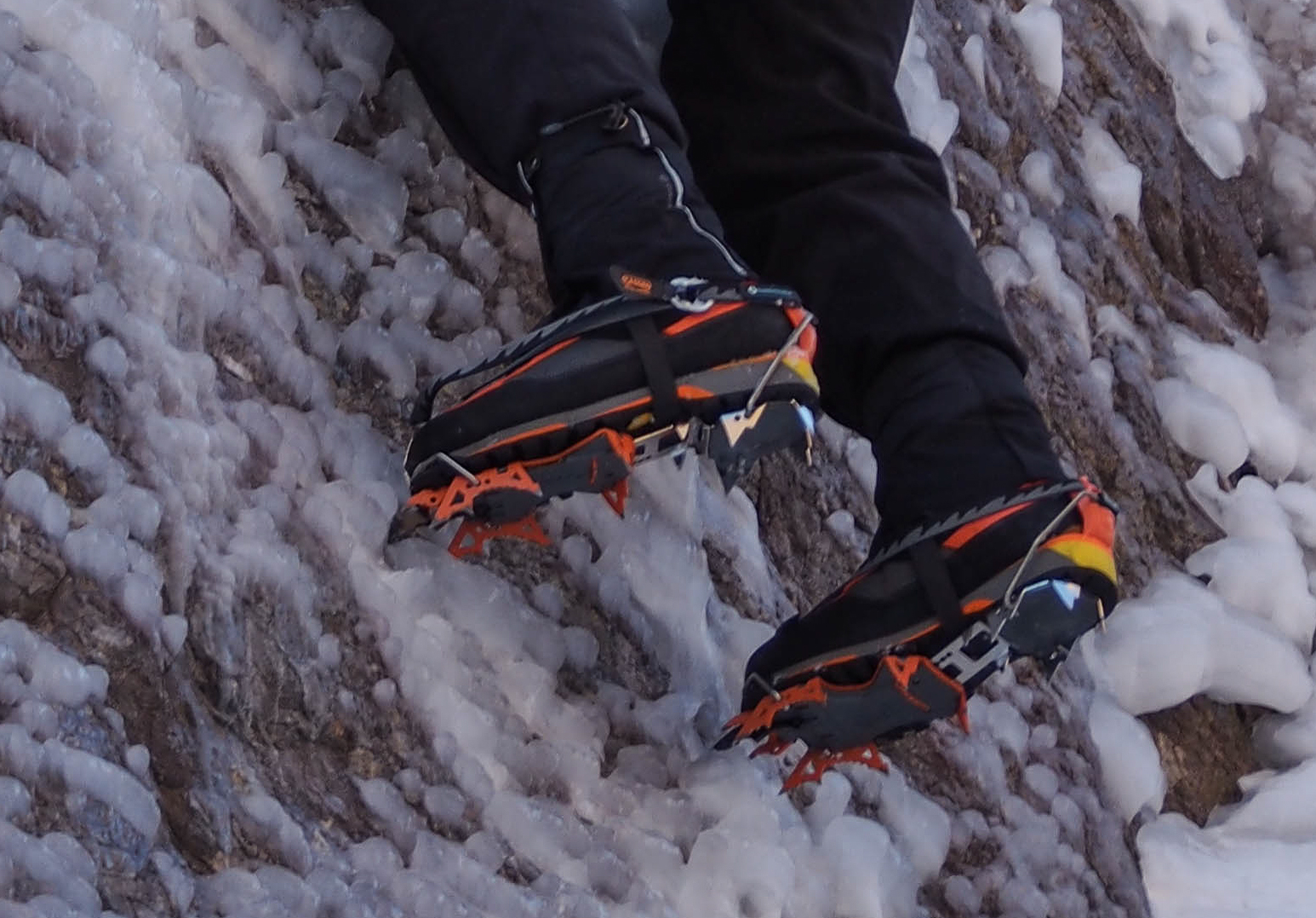 Utilisation des crampons / Using crampons